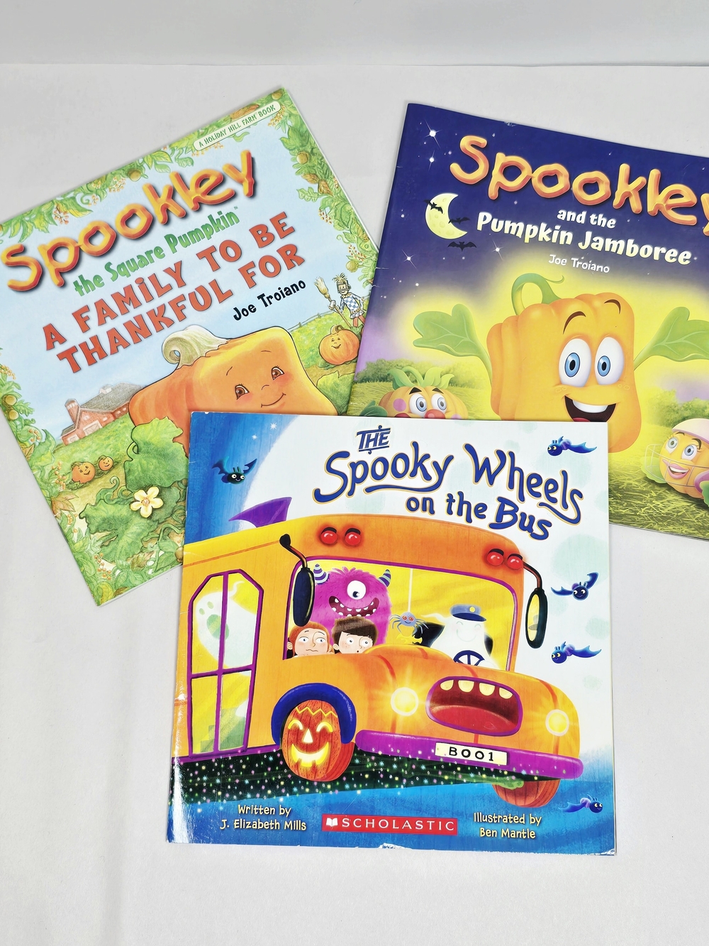 Scholastic Spooky Wheels on the Bus & Spookley Bundle Of 3 Books